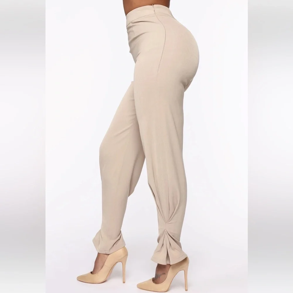 FASHION NOVA Office Pow Wow High Waist Trouser - Khaki Size Small NEW - Picture 3 of 14